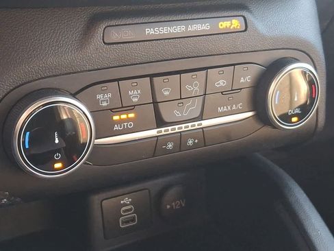 Certified 2025 Ford Escape ST-Line image 25