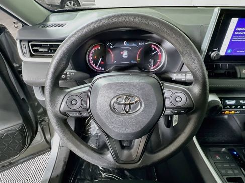 Certified 2023 Toyota RAV4 LE AWD/4WD image 10