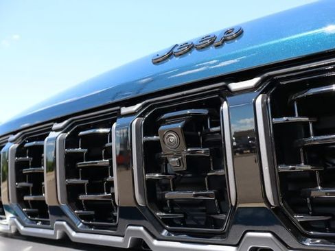 New 2026 Jeep Grand Cherokee L Limited AWD/4WD image 8