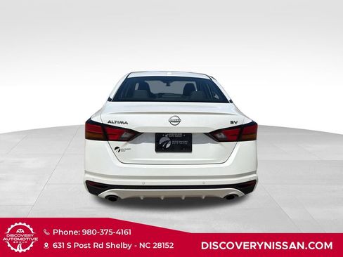 Certified 2024 Nissan Altima 2.5 SV w/ SV Premium Package FWD image 7