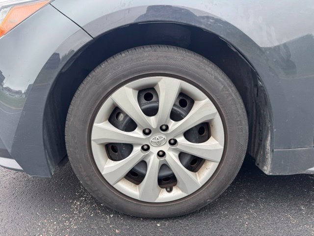 Used 2024 Toyota Corolla LE FWD image 12