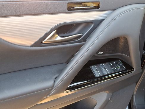 Used 2022 Lexus LX 600 F Sport image 12