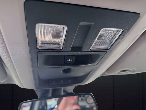 Used 2015 RAM 2500 Longhorn w/ Convenience Group image 15