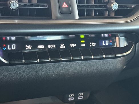 Used 2025 Lexus UX 300h FWD w/ Accessory Package (Z2) image 17