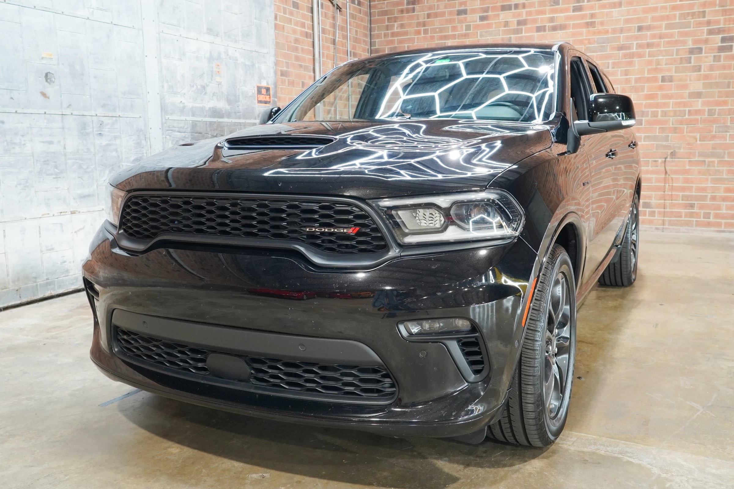 Used 2023 Dodge Durango R/T RWD image 5