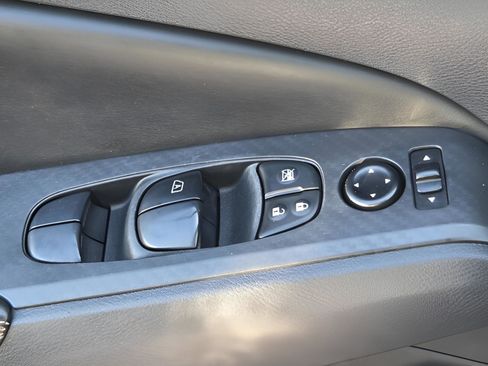 Used 2022 Nissan Altima 2.5 SV image 27