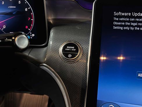 Certified 2025 Mercedes-Benz GLC 300 GLC 300 image 32