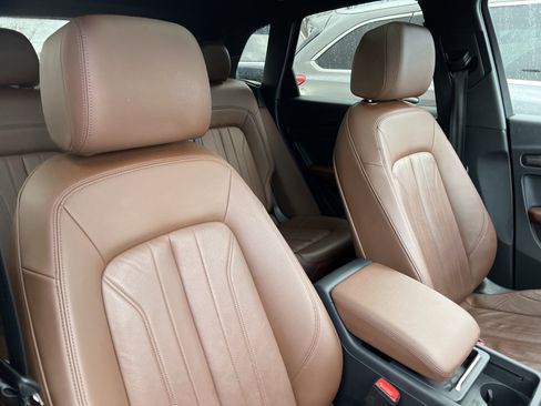 Used 2018 Audi Q5 2.0T Premium Plus w/ Premium Plus Package image 35