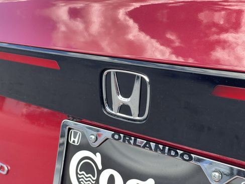 New 2025 Honda Accord SE image 12