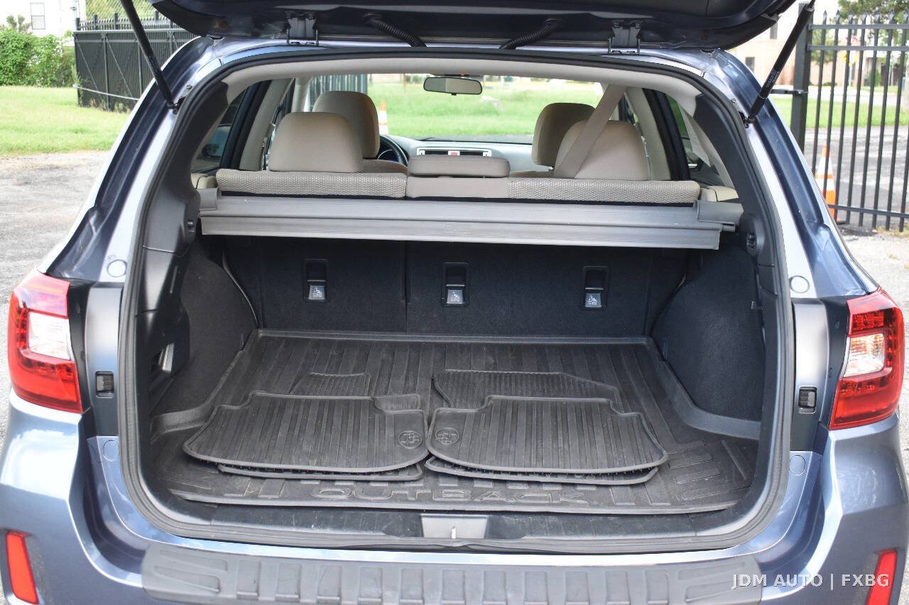Used 2017 Subaru Outback 2.5i Premium AWD/4WD image 36