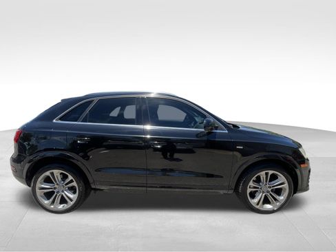 Used 2018 Audi Q3 2.0T Premium Plus w/ Premium Plus Package FWD image 4