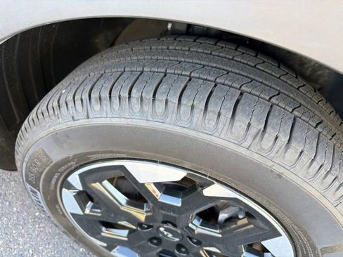 Used 2024 Kia Sorento S w/ Panoramic Sunroof Package AWD/4WD image 14
