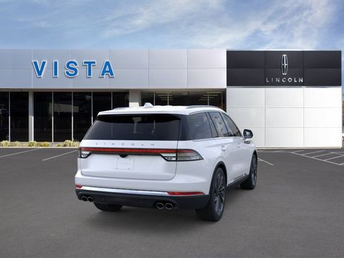 Used 2026 Lincoln Aviator Reserve AWD/4WD image 8