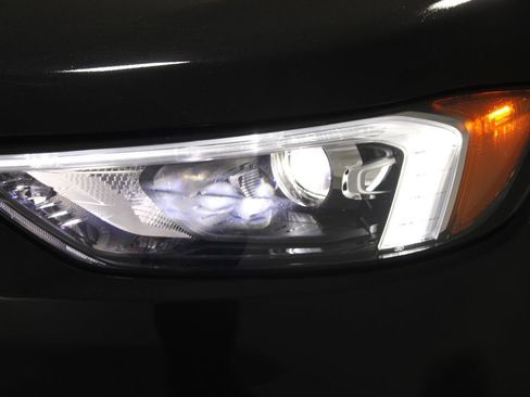 Used 2024 Ford Edge Titanium AWD/4WD image 54