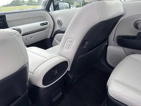 Used 2026 Hyundai Palisade Calligraphy AWD/4WD image 16