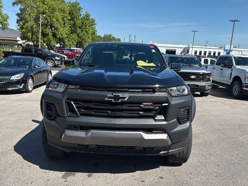 Used 2024 Chevrolet Colorado Trail Boss w/ Safety Package AWD/4WD image 8