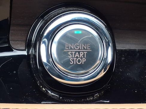 Certified 2022 Lincoln Corsair Reserve w/ Elements Package image 18