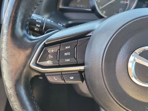 Used 2018 MAZDA MAZDA3 Grand Touring w/ Premium Equipment Package FWD image 19