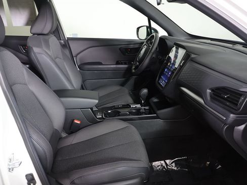 Used 2026 Subaru Forester Premium AWD/4WD image 25