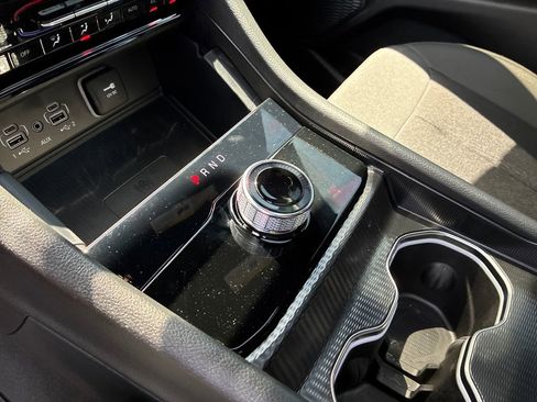 Used 2025 Jeep Grand Cherokee L Laredo w/ Luxury Tech Group I image 24