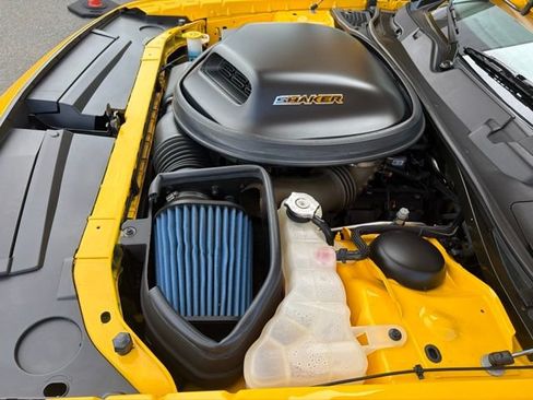 Used 2017 Dodge Challenger R/T Plus RWD image 32