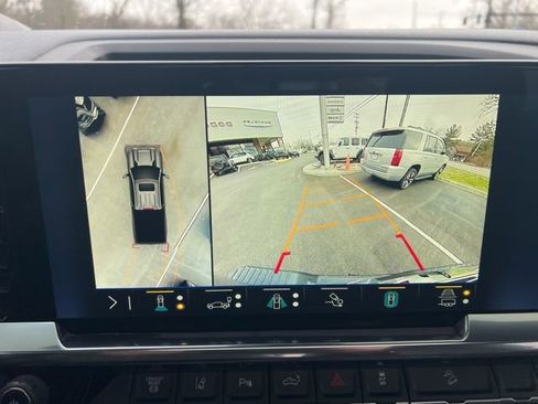 Used 2025 Chevrolet Silverado 2500 High Country w/ High Country Premium Package image 16