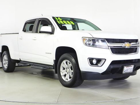 Used 2016 Chevrolet Colorado LT w/ LT Convenience Package AWD/4WD image 4
