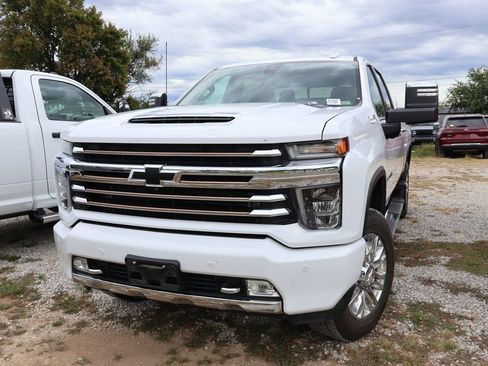 Used 2022 Chevrolet Silverado 3500 High Country w/ Z71 Off-Road Package AWD/4WD image 3