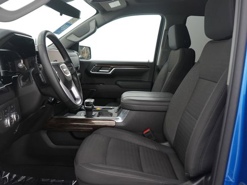Used 2024 GMC Sierra 1500 Elevation image 23