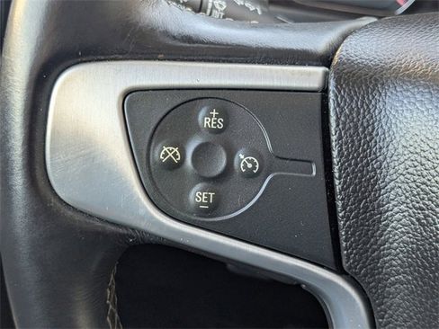 Used 2014 GMC Sierra 1500 SLT w/ SLT Crew Cab Value Package image 23