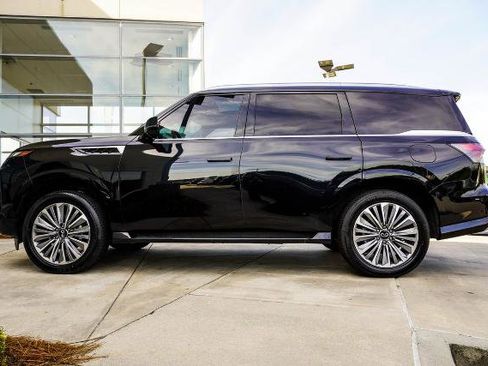 Certified 2025 INFINITI QX80 Sensory AWD/4WD image 8