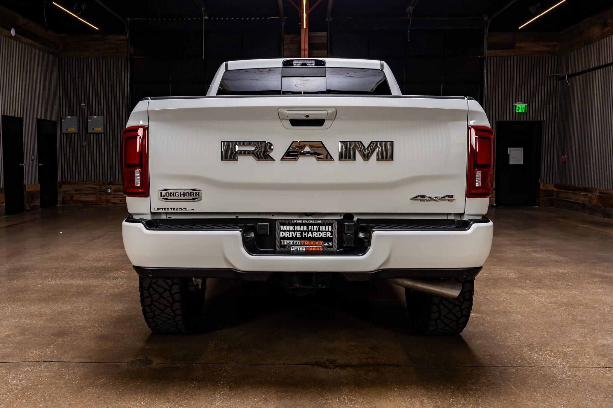 Used 2026 RAM 2500 Limited AWD/4WD image 8