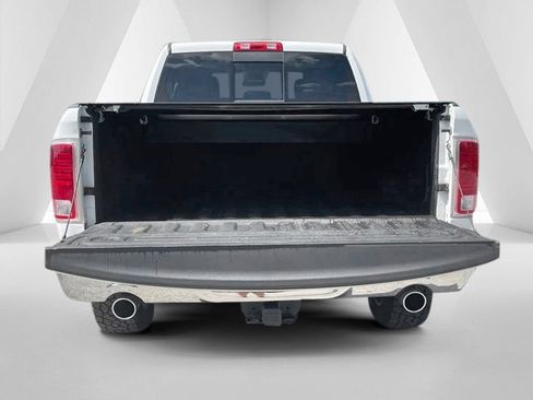 Used 2017 RAM 1500 Laramie w/ Convenience Group AWD/4WD image 7