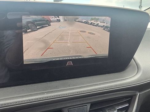 Used 2024 Buick Encore GX Preferred image 17