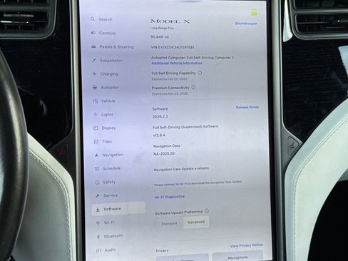 Used 2020 Tesla Model X Long Range image 26