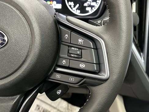 Used 2025 Subaru Forester Limited w/ Popular Package #2 image 27