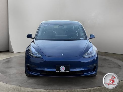 Used 2022 Tesla Model 3 Long Range image 2