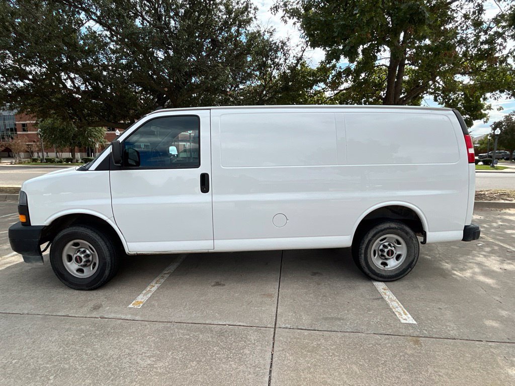 Used 2023 GMC Savana 2500 w/ Driver Convenience Package RWD image 5