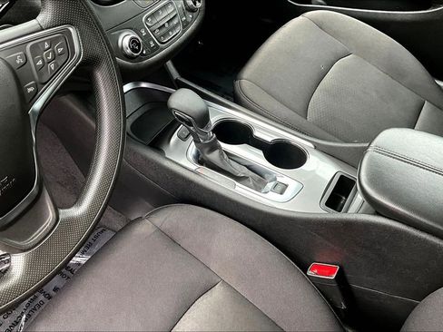 Used 2024 Chevrolet Malibu LT FWD image 15