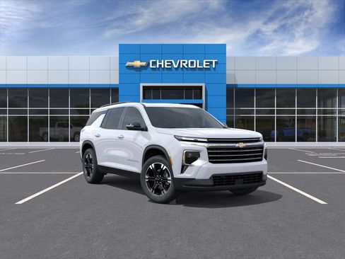 New 2027 Chevrolet Traverse LT w/ Sun and Wheel Package FWD image 1