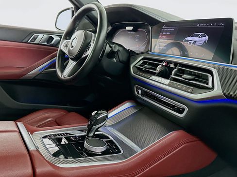 Used 2021 BMW X6 M50i AWD/4WD image 30