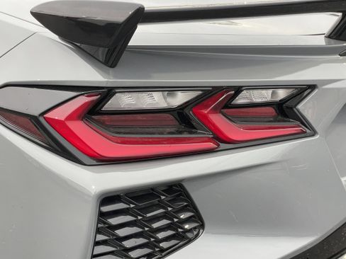 Certified 2025 Chevrolet Corvette Stingray Preferred Cpe w/ Z51 Performance Package image 7