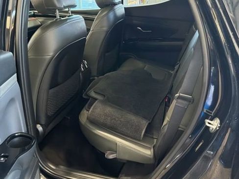 Used 2023 Hyundai Santa Cruz Limited image 5