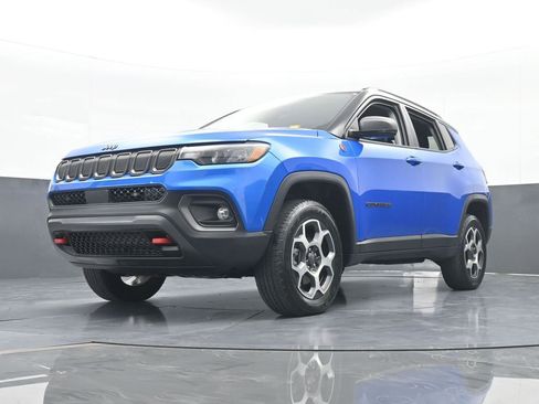 Used 2022 Jeep Compass Trailhawk image 60
