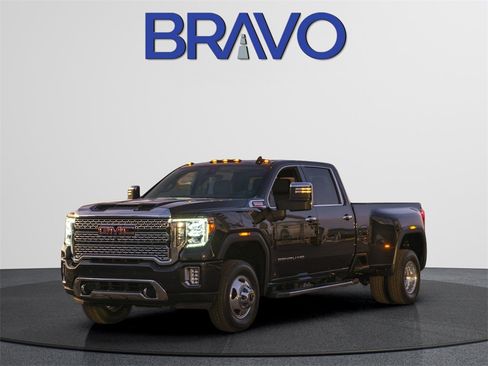 Used 2020 GMC Sierra 3500 Denali w/ Denali Ultimate Package image 1