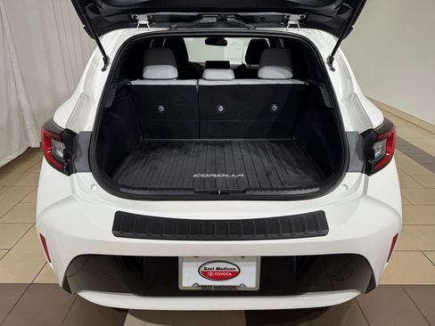 Certified 2025 Toyota Corolla SE image 11