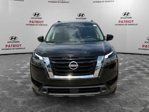 Used 2024 Nissan Pathfinder SV AWD/4WD image 8