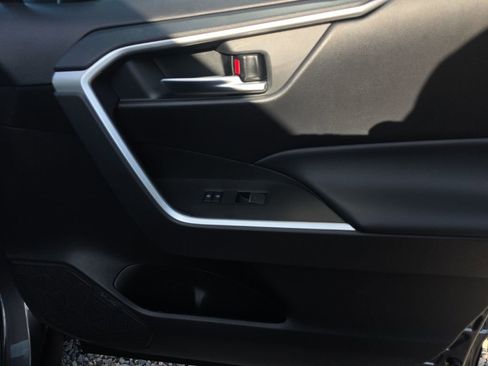 Certified 2025 Toyota RAV4 XLE image 19