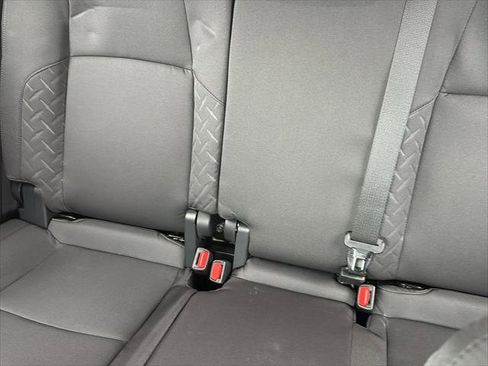 Certified 2025 Toyota Tacoma SR5 AWD/4WD image 31