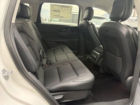 New 2026 Lincoln Nautilus Premier w/ Jet Appearance Package image 10